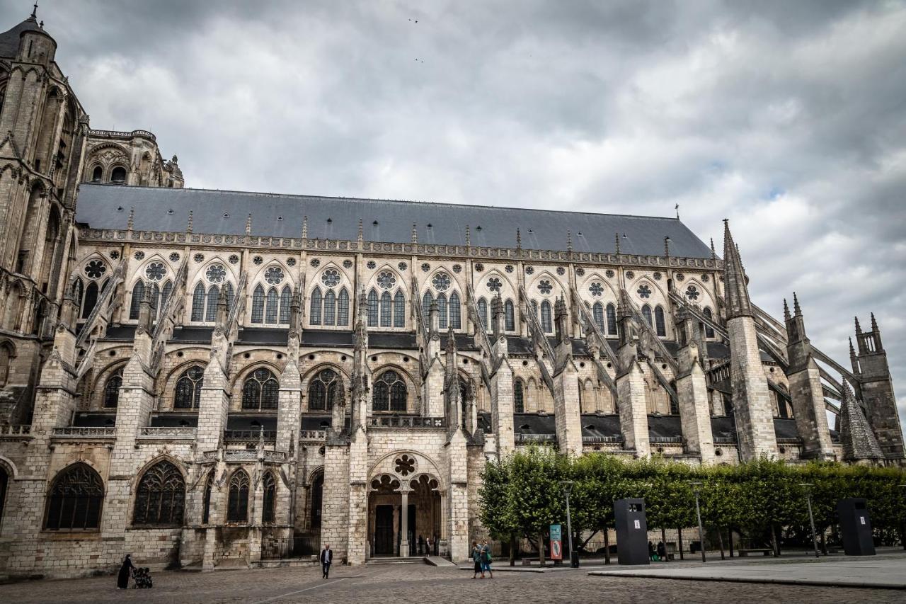 L'Hotel De Panette, Charpente Historique - Cathedrale Bourges Eksteriør bilde